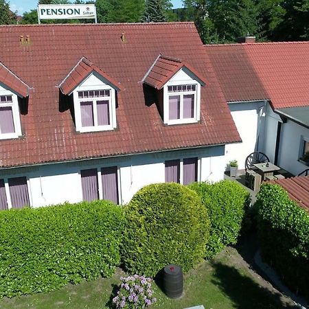 Pension Zum Lindeneck Lübz Esterno foto