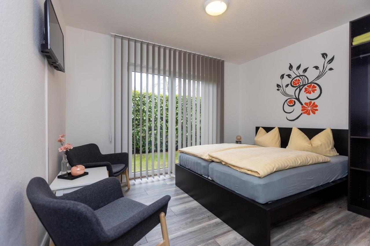 Pension Zum Lindeneck Lübz Esterno foto