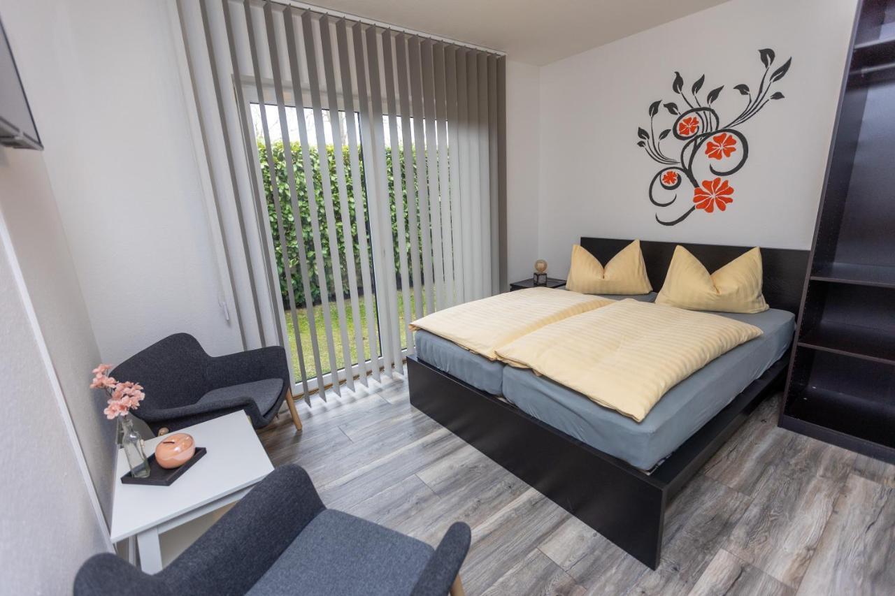 Pension Zum Lindeneck Lübz Esterno foto