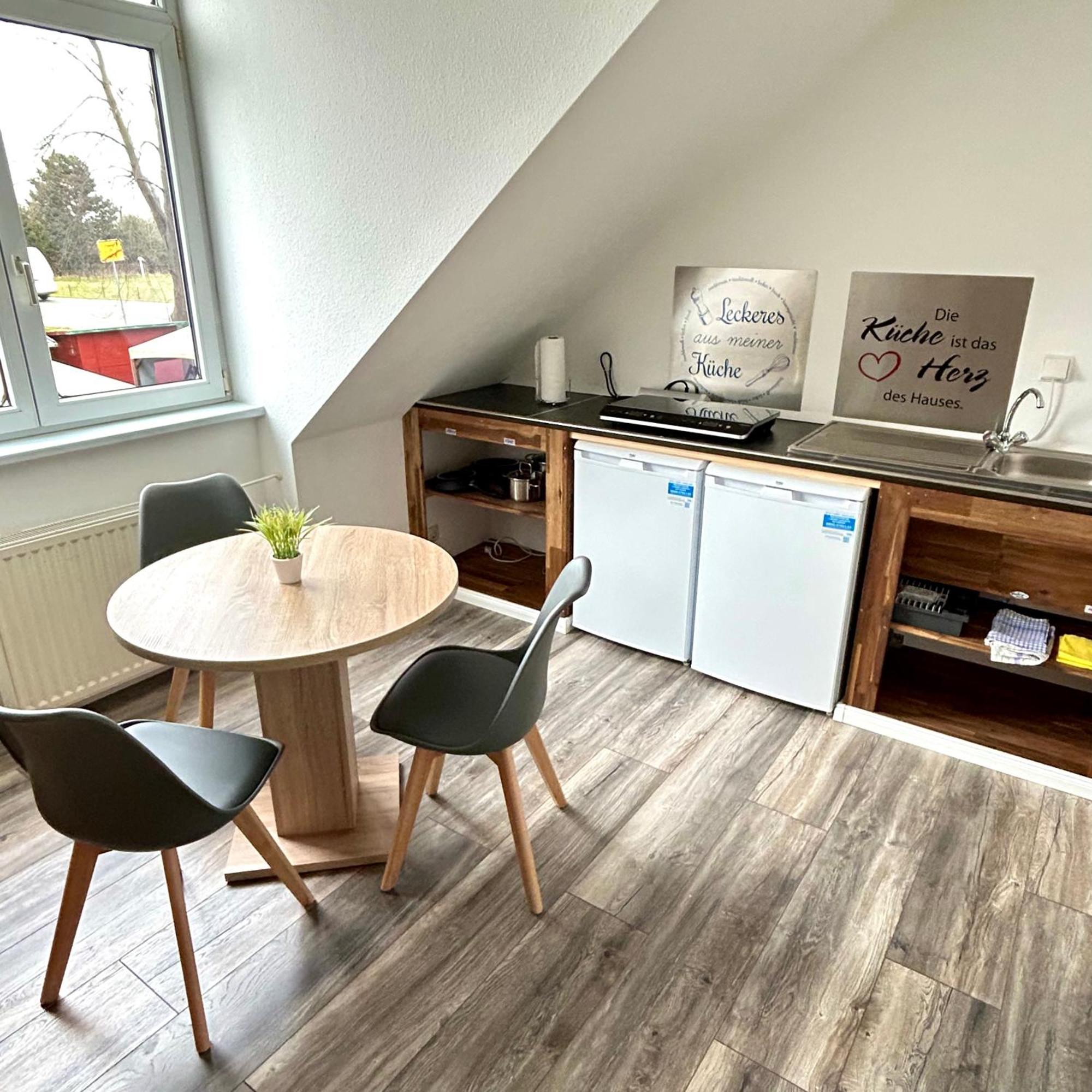 Pension Zum Lindeneck Lübz Esterno foto